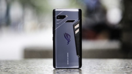 ASUS ra mắt sản phẩm mới mang tên ROG Phone