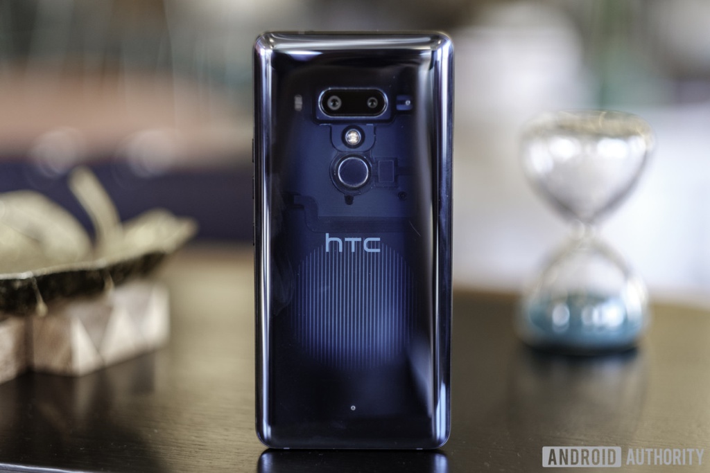 Dien thoai 5G cung khong the cuu duoc HTC