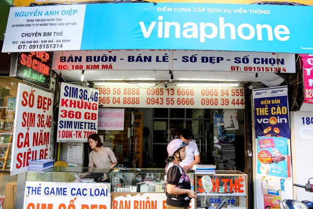 Viettel, VinaPhone, MobiFone ngừng bán SIM hòa mạng tại các đại lý