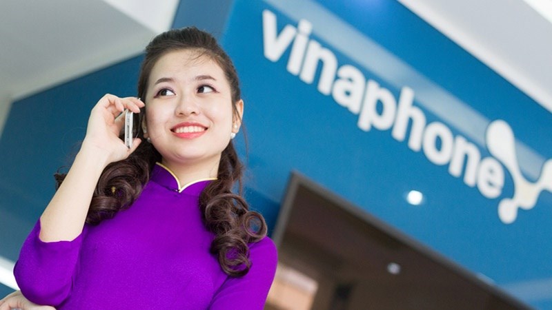 Tại sao mới nạp tiền điện thoại lại bị VinaPhone trừ