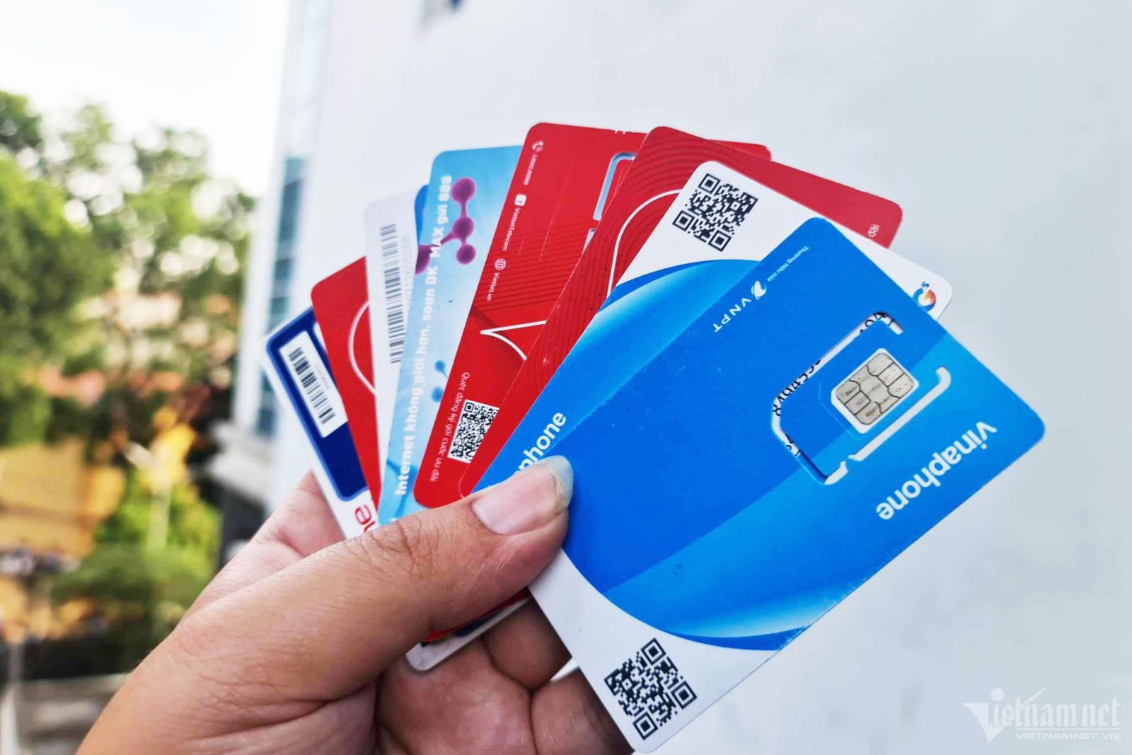 Sang tay SIM số đẹp có thể bị thu thuế