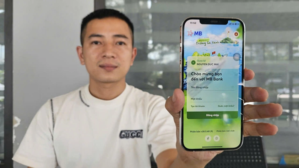 Nhân viên Vinaphone cấp eSIM sai quy trình, tài khoản ngân hàng khách hàng liên tục bị trừ tiền