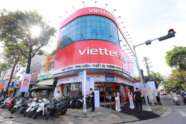 Một cửa hàng Viettel Store tại TP HCM.