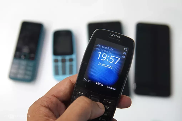 Điện thoại cục gạch Nokia trước thời điểm tắt sóng 2G, tháng 10/2024.
